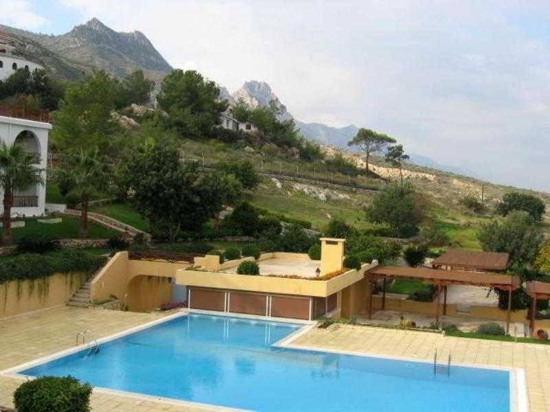 Onar Village Kyrenia  Exteriör bild