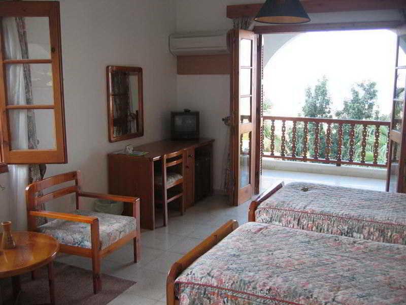Onar Village Kyrenia  Exteriör bild
